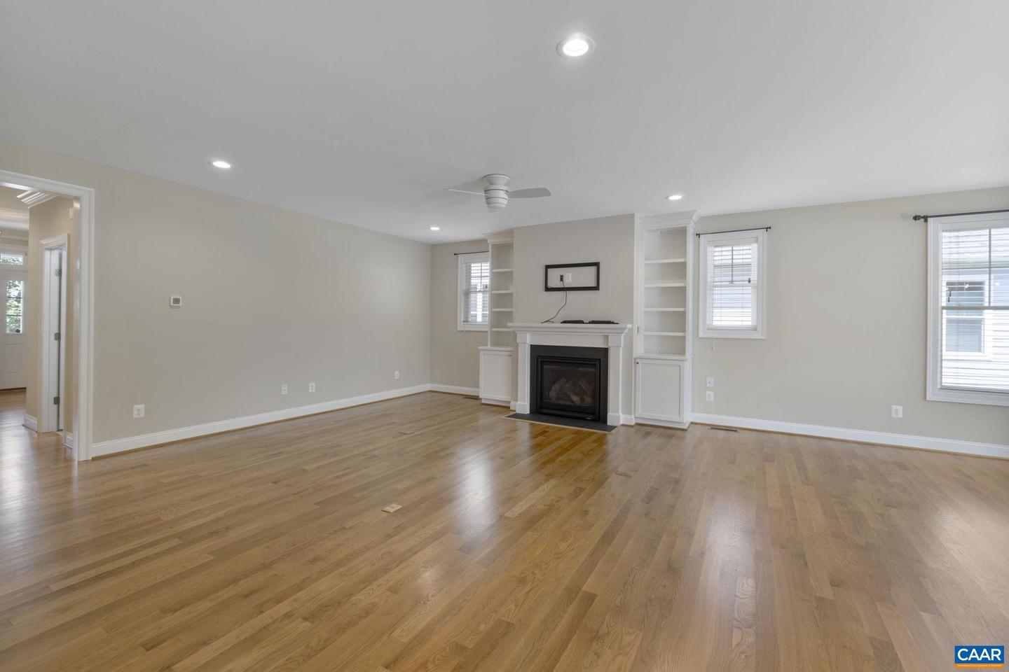 4019 VARICK ST, CHARLOTTESVILLE, Virginia 22901, 2 Bedrooms Bedrooms, ,2 BathroomsBathrooms,Residential,For sale,4019 VARICK ST,666251 MLS # 666251