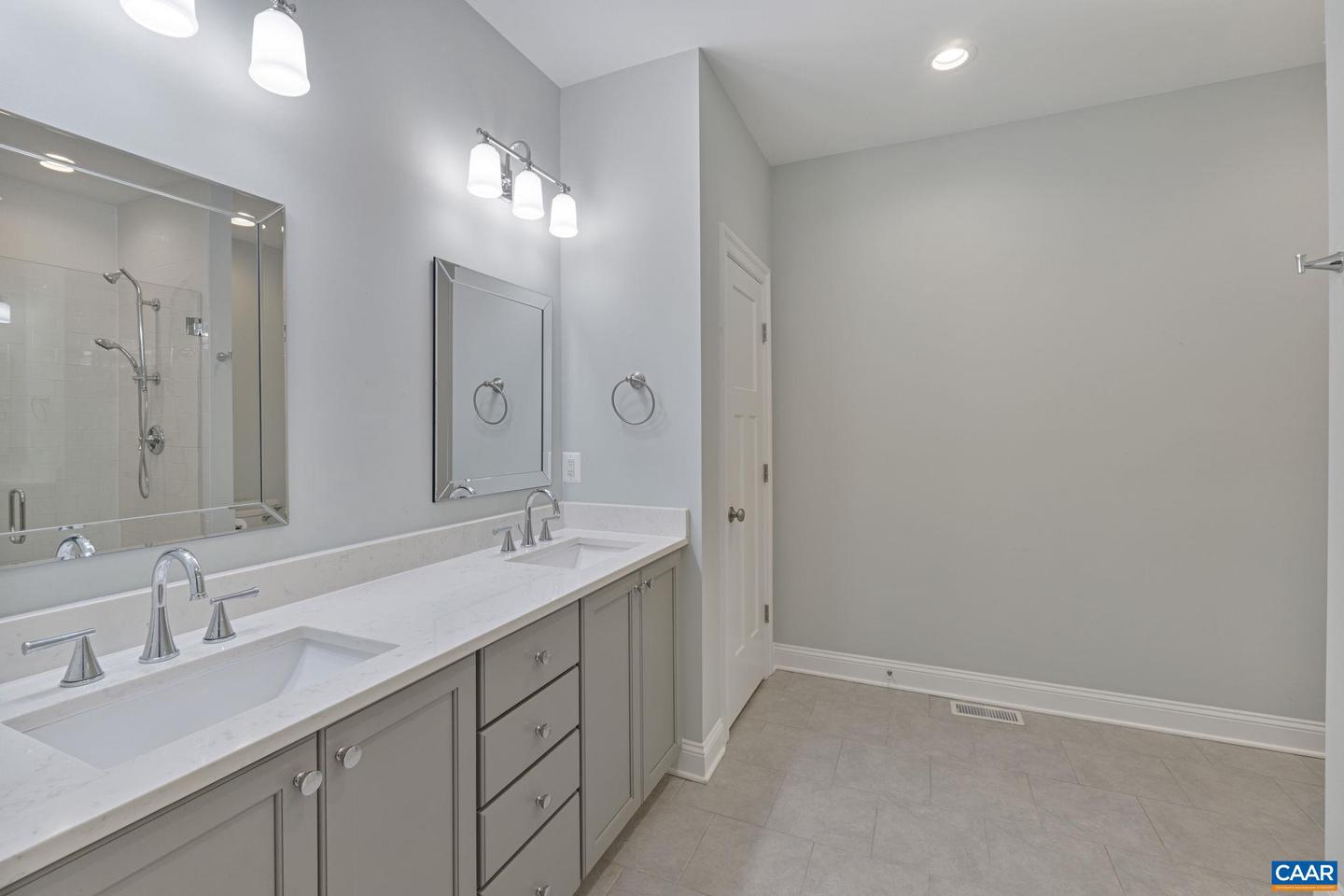 4019 VARICK ST, CHARLOTTESVILLE, Virginia 22901, 2 Bedrooms Bedrooms, ,2 BathroomsBathrooms,Residential,For sale,4019 VARICK ST,666251 MLS # 666251