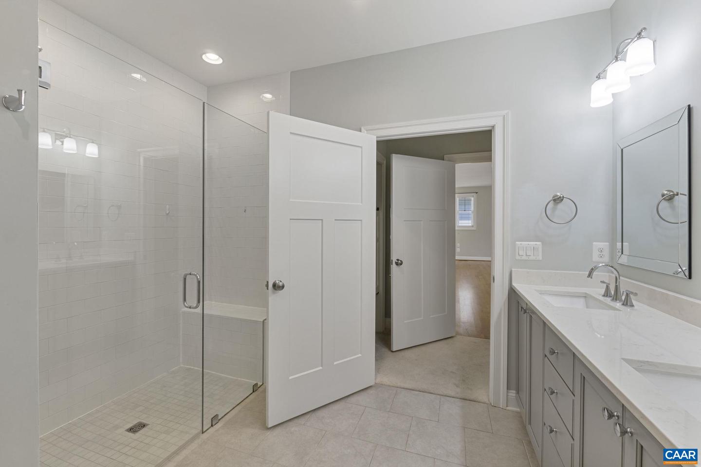 4019 VARICK ST, CHARLOTTESVILLE, Virginia 22901, 2 Bedrooms Bedrooms, ,2 BathroomsBathrooms,Residential,For sale,4019 VARICK ST,666251 MLS # 666251