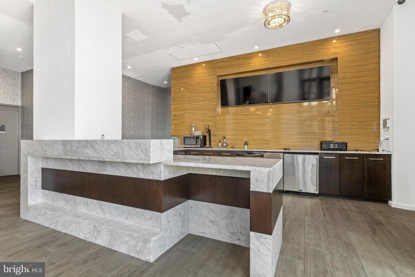 460 NEW YORK AVE NW #1001, WASHINGTON, District Of Columbia 20001, 1 Bedroom Bedrooms, 5 Rooms Rooms,1 BathroomBathrooms,Residential,For sale,460 NEW YORK AVE NW #1001,DCDC2208520 MLS # DCDC2208520