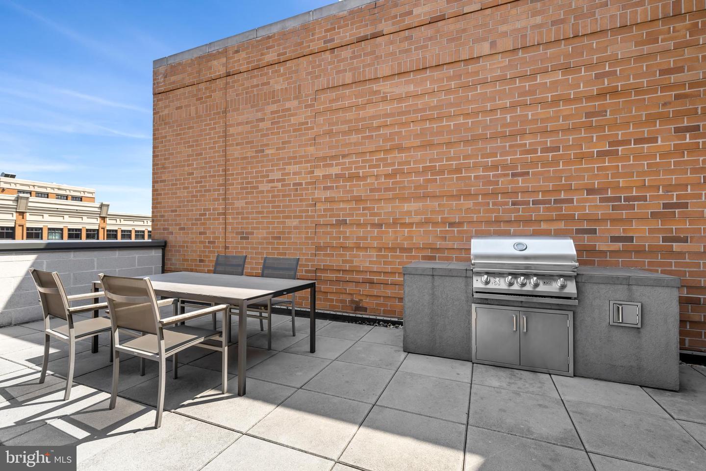 460 NEW YORK AVE NW #1001, WASHINGTON, District Of Columbia 20001, 1 Bedroom Bedrooms, 5 Rooms Rooms,1 BathroomBathrooms,Residential,For sale,460 NEW YORK AVE NW #1001,DCDC2208520 MLS # DCDC2208520
