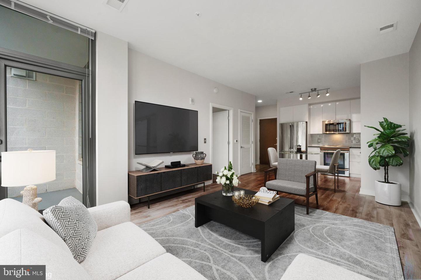 460 NEW YORK AVE NW #1001, WASHINGTON, District Of Columbia 20001, 1 Bedroom Bedrooms, 5 Rooms Rooms,1 BathroomBathrooms,Residential,For sale,460 NEW YORK AVE NW #1001,DCDC2208520 MLS # DCDC2208520