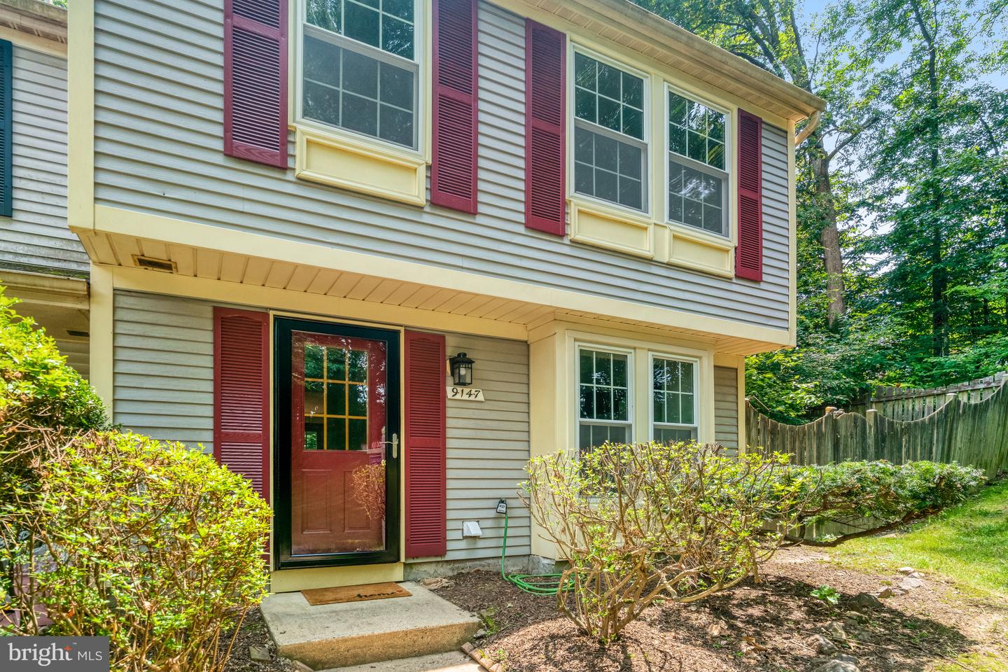 9147 EVERETT CT, SPRINGFIELD, Virginia 22152, 2 Bedrooms Bedrooms, ,2 BathroomsBathrooms,Residential,For sale,9147 EVERETT CT,VAFX2252868 MLS # VAFX2252868