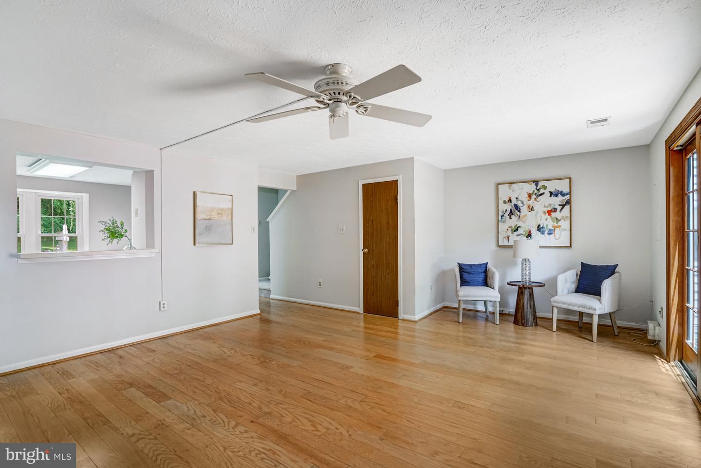 9147 EVERETT CT, SPRINGFIELD, Virginia 22152, 2 Bedrooms Bedrooms, ,2 BathroomsBathrooms,Residential,For sale,9147 EVERETT CT,VAFX2252868 MLS # VAFX2252868