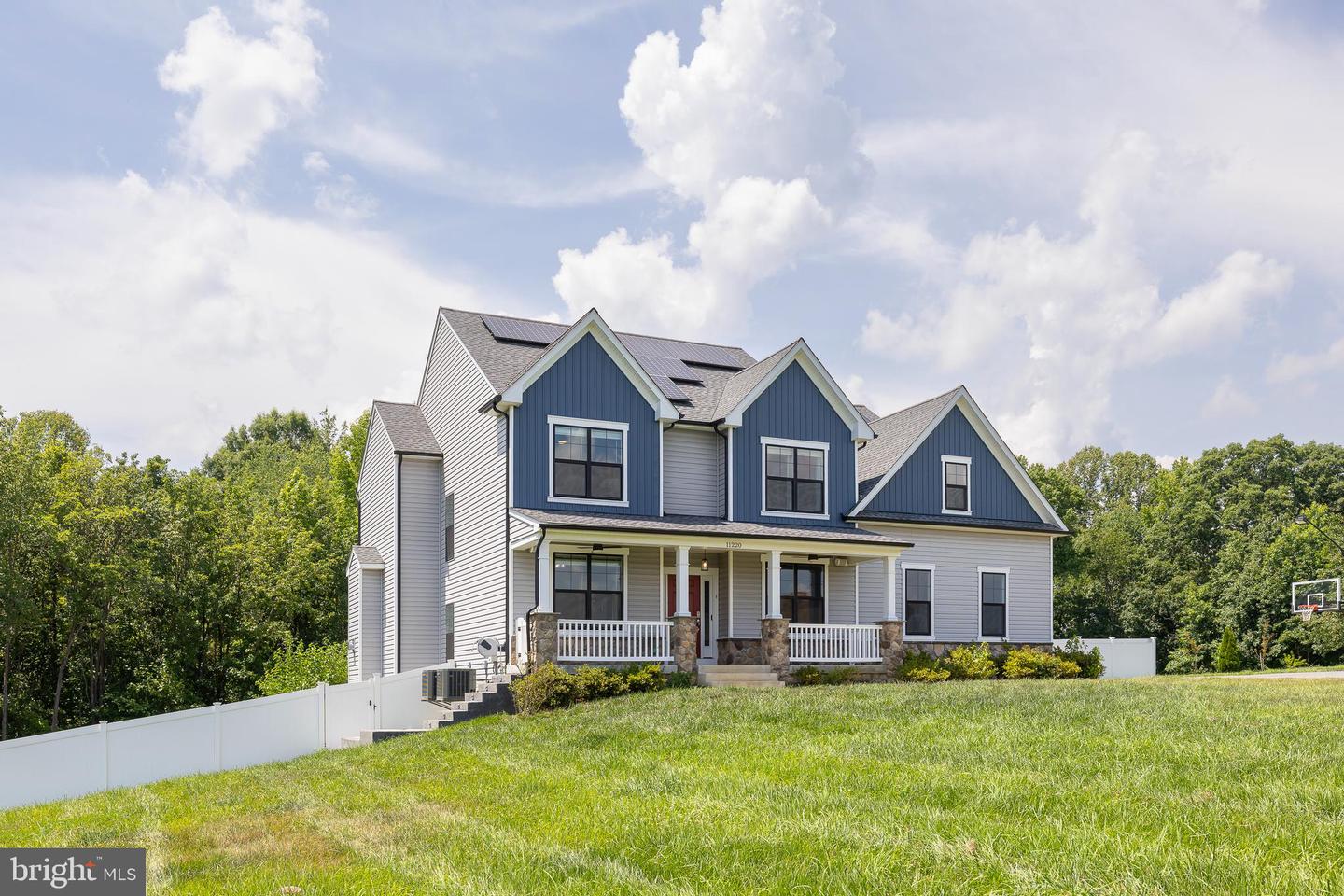 11220 MUNGO MEADOW RD, FREDERICKSBURG, Virginia 22407, 6 Bedrooms Bedrooms, ,5 BathroomsBathrooms,Residential,For sale,11220 MUNGO MEADOW RD,VASP2034358 MLS # VASP2034358