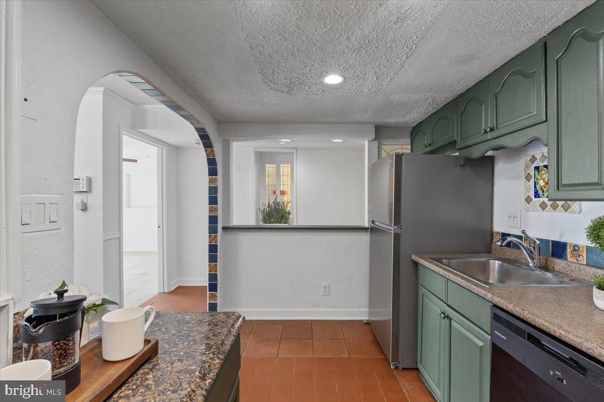 202 BUCKINGHAM LN #102, STAFFORD, Virginia 22556, 3 Bedrooms Bedrooms, ,2 BathroomsBathrooms,Residential,For sale,202 BUCKINGHAM LN #102,VAST2040410 MLS # VAST2040410