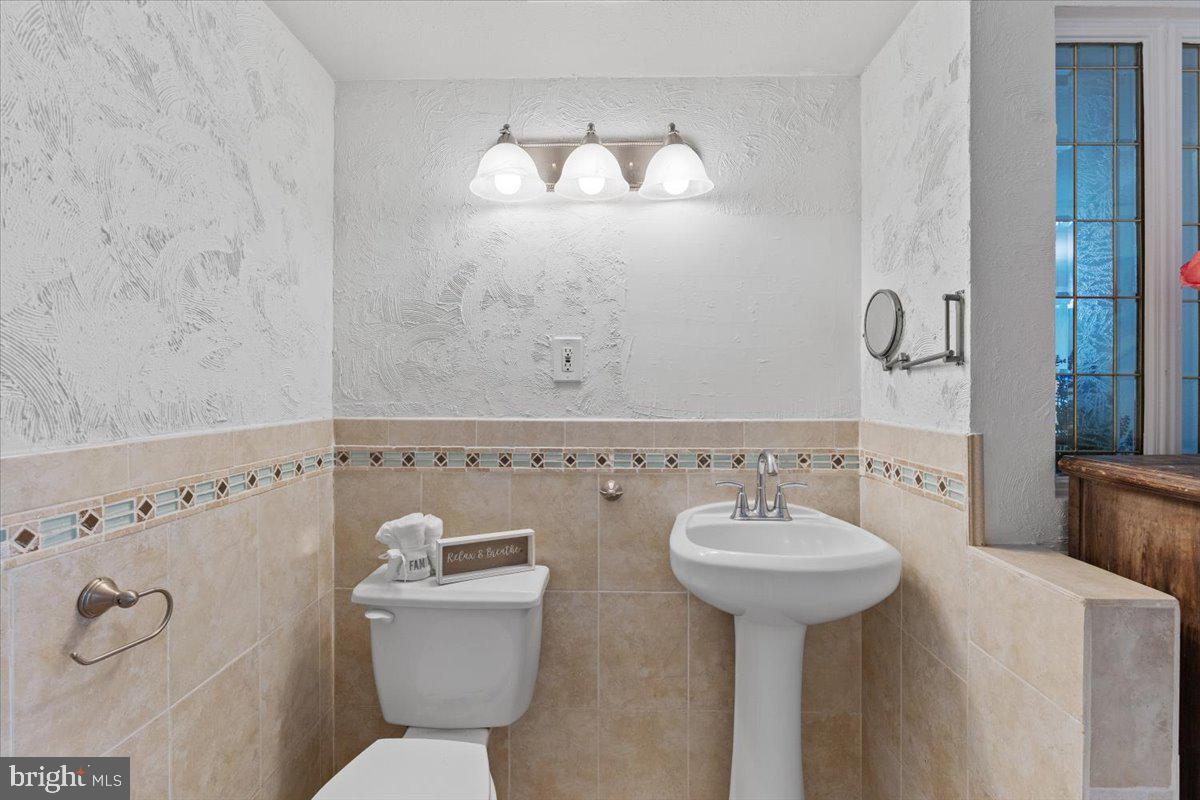 202 BUCKINGHAM LN #102, STAFFORD, Virginia 22556, 3 Bedrooms Bedrooms, ,2 BathroomsBathrooms,Residential,For sale,202 BUCKINGHAM LN #102,VAST2040410 MLS # VAST2040410
