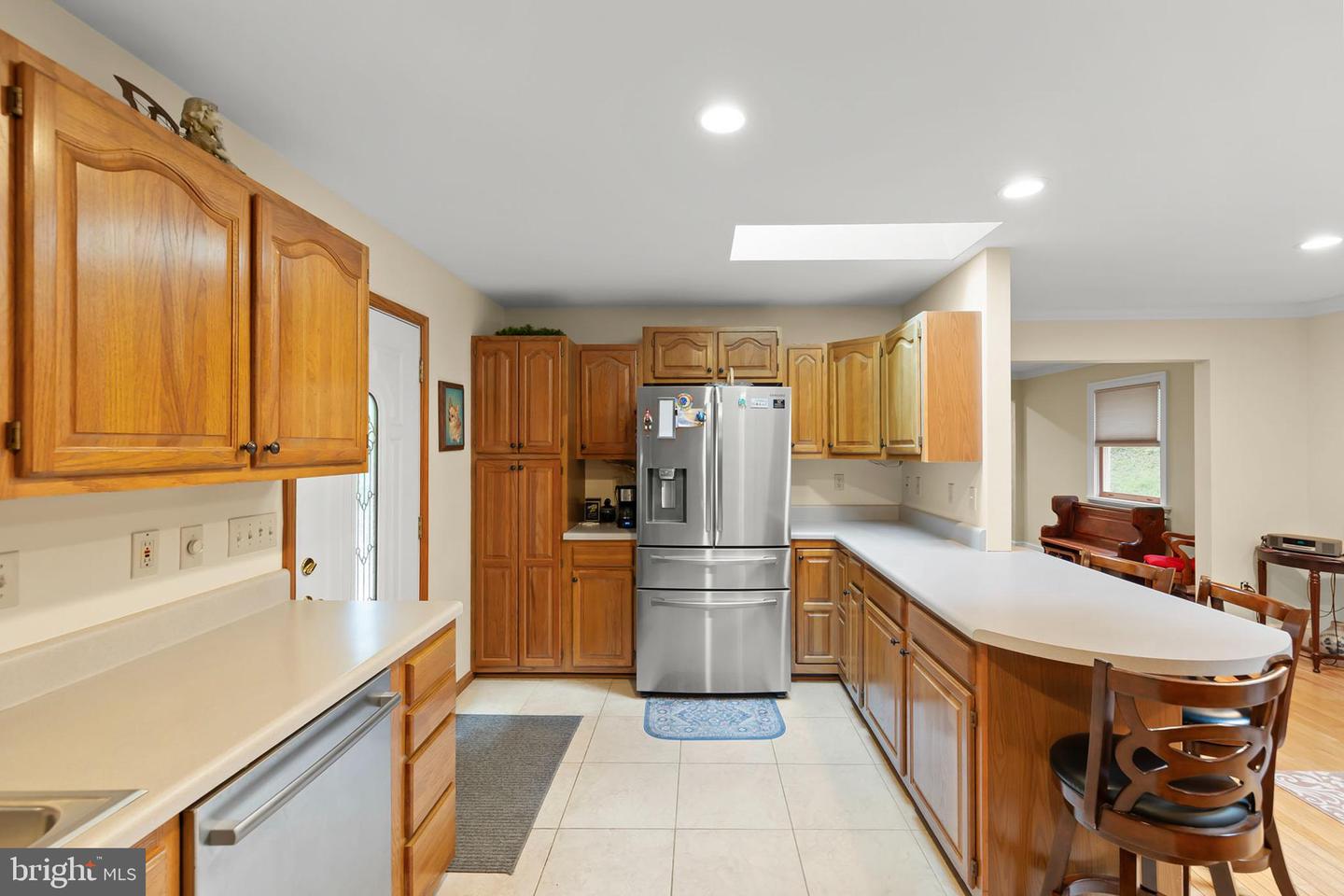 68 FARMS RIDGE LN, FRONT ROYAL, Virginia 22630, 4 Bedrooms Bedrooms, ,4 BathroomsBathrooms,Residential,For sale,68 FARMS RIDGE LN,VACL2003886 MLS # VACL2003886