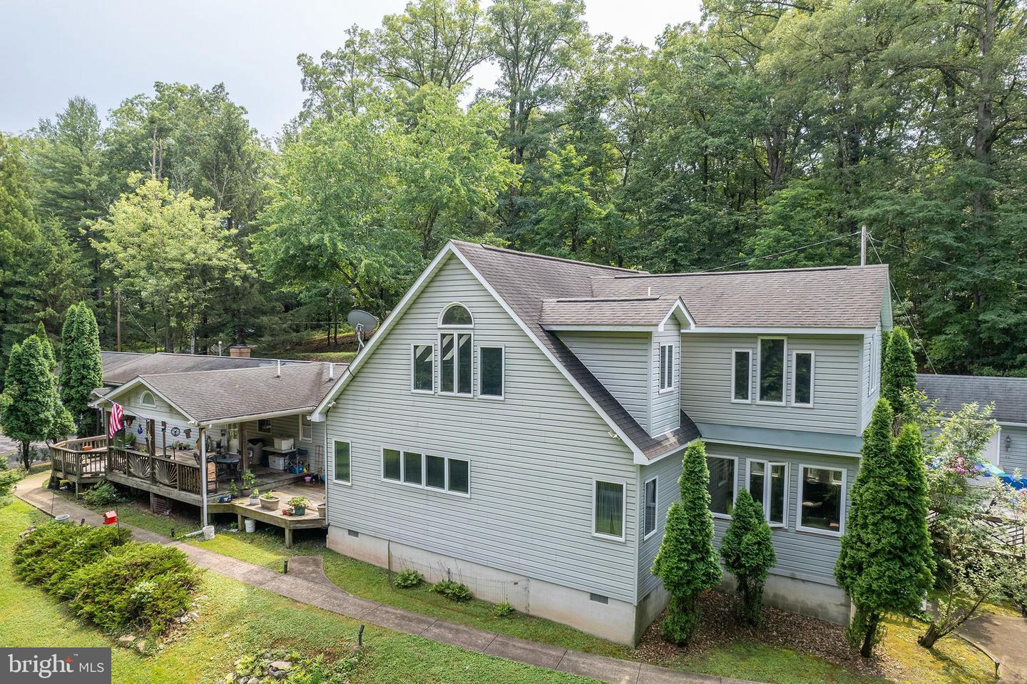 68 FARMS RIDGE LN, FRONT ROYAL, Virginia 22630, 4 Bedrooms Bedrooms, ,4 BathroomsBathrooms,Residential,For sale,68 FARMS RIDGE LN,VACL2003886 MLS # VACL2003886