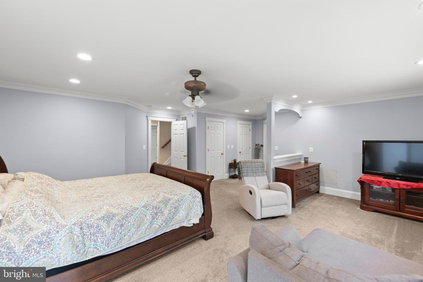 68 FARMS RIDGE LN, FRONT ROYAL, Virginia 22630, 4 Bedrooms Bedrooms, ,4 BathroomsBathrooms,Residential,For sale,68 FARMS RIDGE LN,VACL2003886 MLS # VACL2003886
