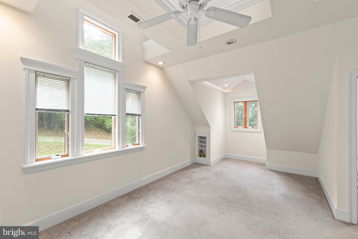 68 FARMS RIDGE LN, FRONT ROYAL, Virginia 22630, 4 Bedrooms Bedrooms, ,4 BathroomsBathrooms,Residential,For sale,68 FARMS RIDGE LN,VACL2003886 MLS # VACL2003886