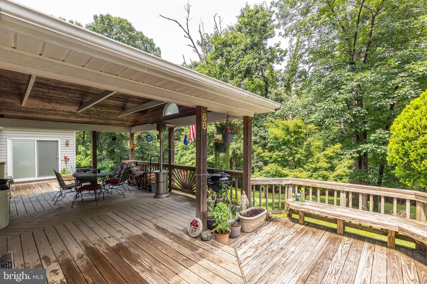 68 FARMS RIDGE LN, FRONT ROYAL, Virginia 22630, 4 Bedrooms Bedrooms, ,4 BathroomsBathrooms,Residential,For sale,68 FARMS RIDGE LN,VACL2003886 MLS # VACL2003886