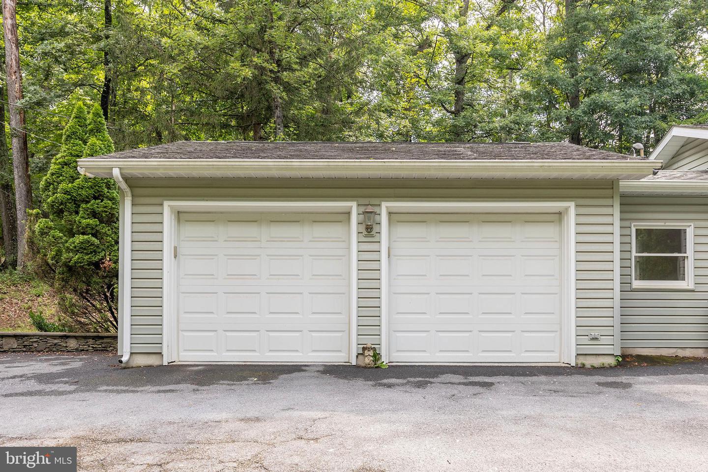 68 FARMS RIDGE LN, FRONT ROYAL, Virginia 22630, 4 Bedrooms Bedrooms, ,4 BathroomsBathrooms,Residential,For sale,68 FARMS RIDGE LN,VACL2003886 MLS # VACL2003886