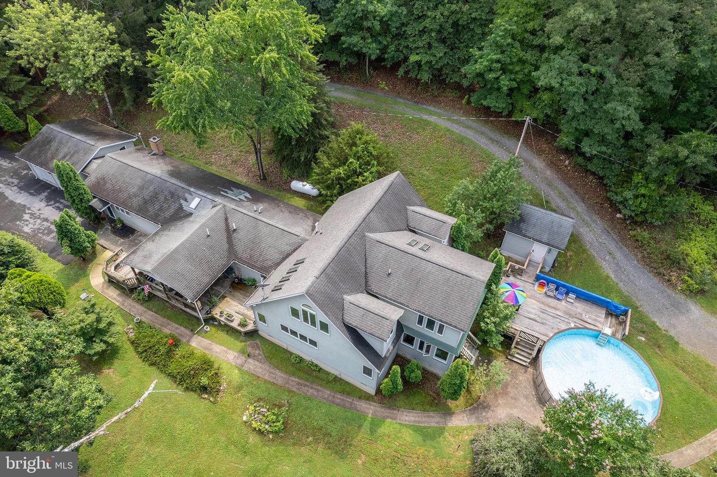 68 FARMS RIDGE LN, FRONT ROYAL, Virginia 22630, 4 Bedrooms Bedrooms, ,4 BathroomsBathrooms,Residential,For sale,68 FARMS RIDGE LN,VACL2003886 MLS # VACL2003886