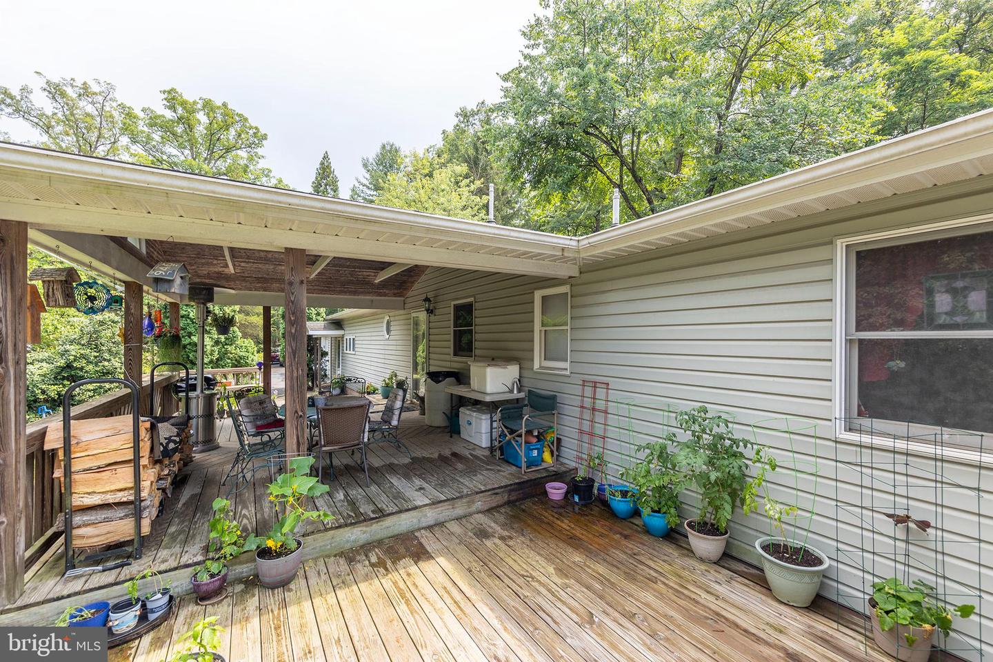 68 FARMS RIDGE LN, FRONT ROYAL, Virginia 22630, 4 Bedrooms Bedrooms, ,4 BathroomsBathrooms,Residential,For sale,68 FARMS RIDGE LN,VACL2003886 MLS # VACL2003886