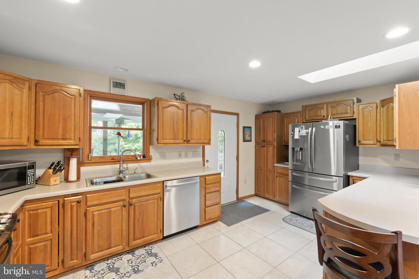 68 FARMS RIDGE LN, FRONT ROYAL, Virginia 22630, 4 Bedrooms Bedrooms, ,4 BathroomsBathrooms,Residential,For sale,68 FARMS RIDGE LN,VACL2003886 MLS # VACL2003886