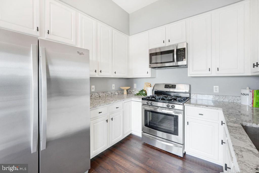 1405 ROUNDHOUSE LN #502, ALEXANDRIA, Virginia 22314, 1 Bedroom Bedrooms, ,1 BathroomBathrooms,Residential,For sale,1405 ROUNDHOUSE LN #502,VAAX2047156 MLS # VAAX2047156