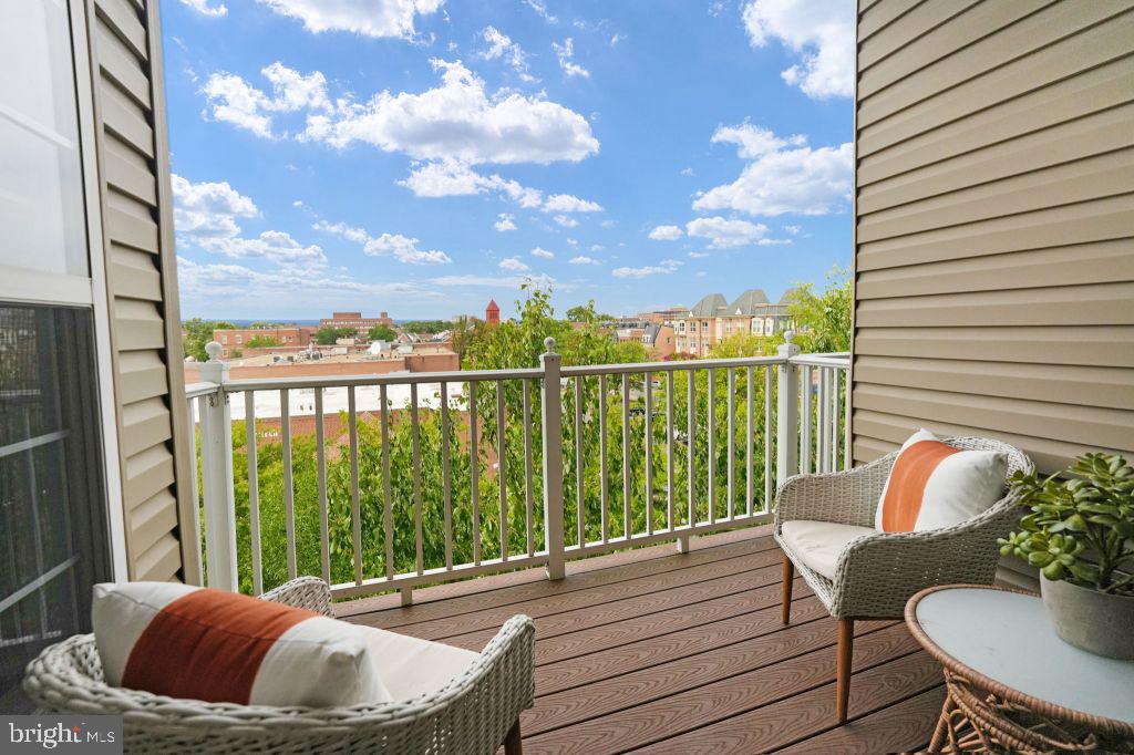 1405 ROUNDHOUSE LN #502, ALEXANDRIA, Virginia 22314, 1 Bedroom Bedrooms, ,1 BathroomBathrooms,Residential,For sale,1405 ROUNDHOUSE LN #502,VAAX2047156 MLS # VAAX2047156