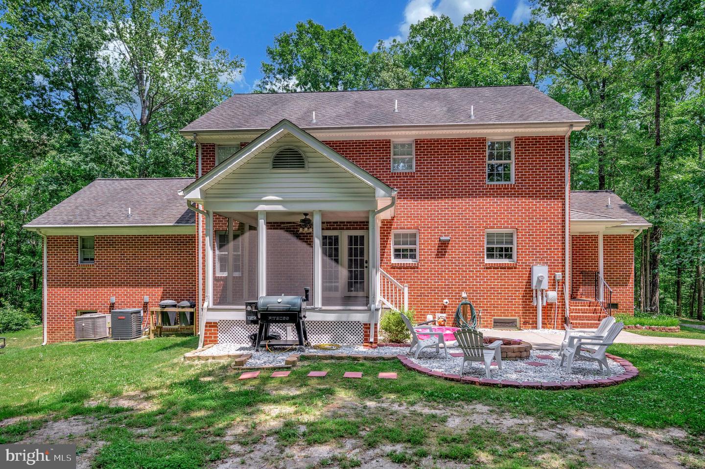 9000 FREDERICKSBURG TPKE, WOODFORD, Virginia 22580, 5 Bedrooms Bedrooms, 10 Rooms Rooms,3 BathroomsBathrooms,Residential,For sale,9000 FREDERICKSBURG TPKE,VACV2008450 MLS # VACV2008450