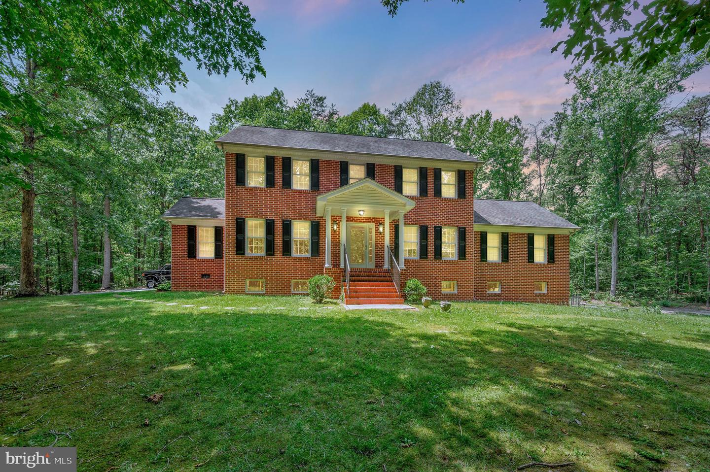 9000 FREDERICKSBURG TPKE, WOODFORD, Virginia 22580, 5 Bedrooms Bedrooms, 10 Rooms Rooms,3 BathroomsBathrooms,Residential,For sale,9000 FREDERICKSBURG TPKE,VACV2008450 MLS # VACV2008450
