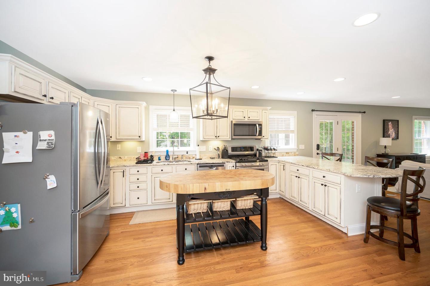 9000 FREDERICKSBURG TPKE, WOODFORD, Virginia 22580, 5 Bedrooms Bedrooms, 10 Rooms Rooms,3 BathroomsBathrooms,Residential,For sale,9000 FREDERICKSBURG TPKE,VACV2008450 MLS # VACV2008450