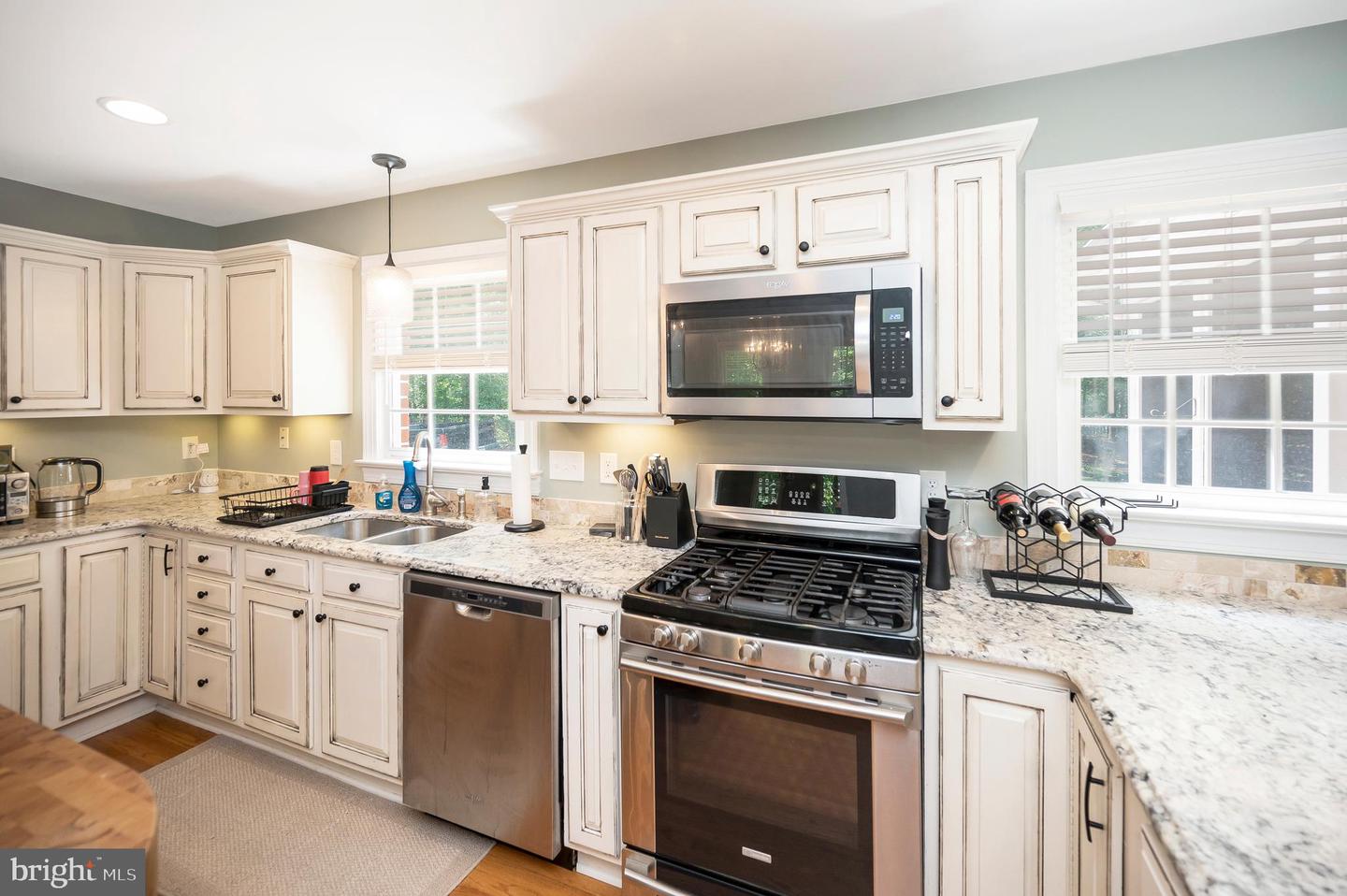 9000 FREDERICKSBURG TPKE, WOODFORD, Virginia 22580, 5 Bedrooms Bedrooms, 10 Rooms Rooms,3 BathroomsBathrooms,Residential,For sale,9000 FREDERICKSBURG TPKE,VACV2008450 MLS # VACV2008450