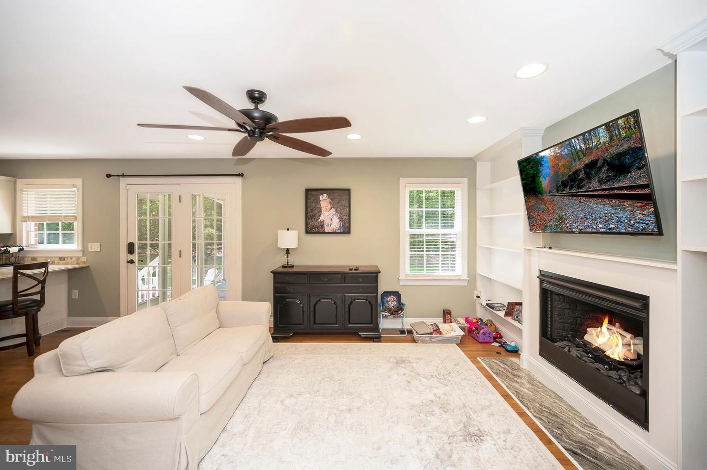 9000 FREDERICKSBURG TPKE, WOODFORD, Virginia 22580, 5 Bedrooms Bedrooms, 10 Rooms Rooms,3 BathroomsBathrooms,Residential,For sale,9000 FREDERICKSBURG TPKE,VACV2008450 MLS # VACV2008450