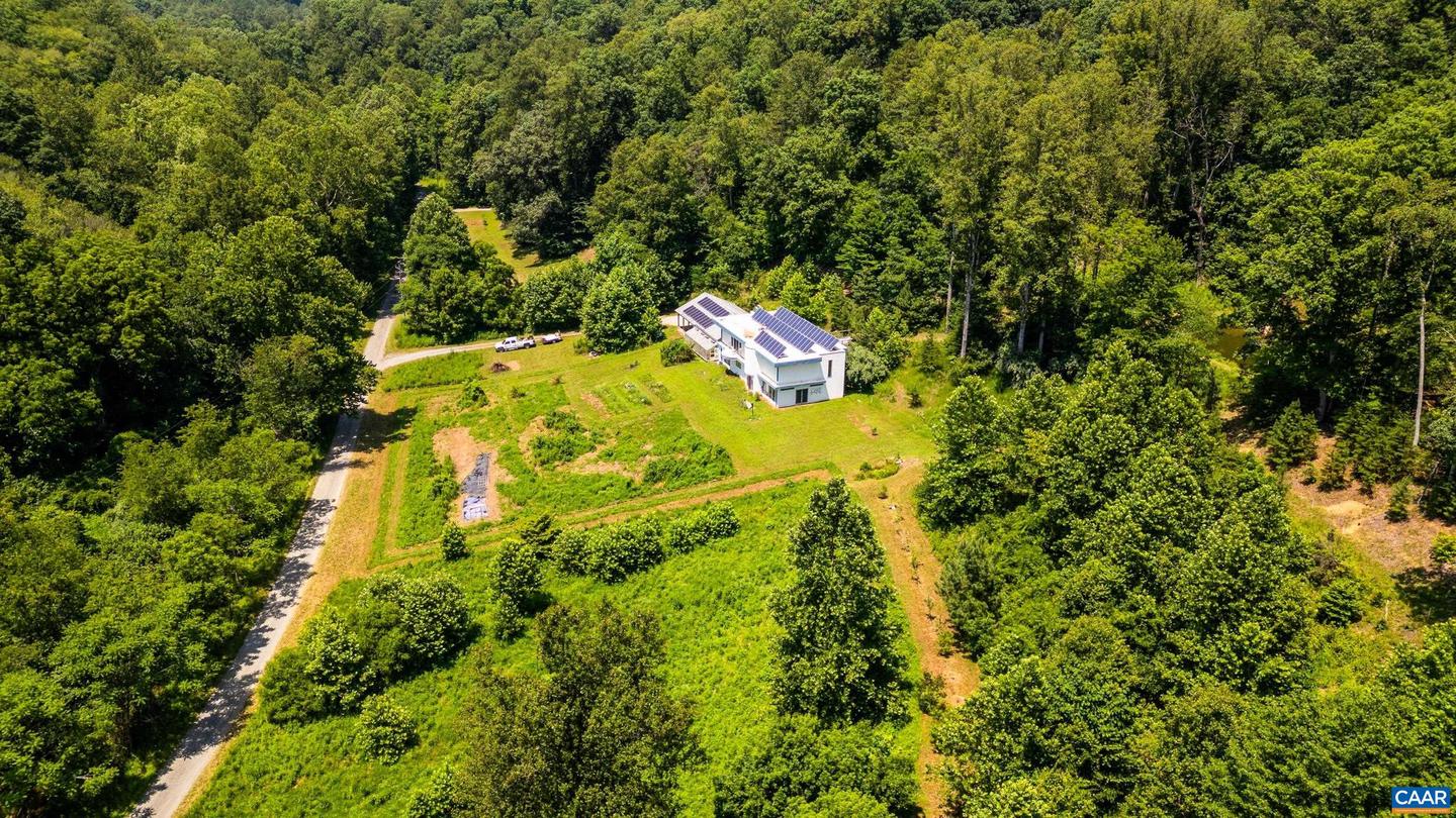 350 CREEKSIDE LN, FABER, Virginia 22938, 2 Bedrooms Bedrooms, ,2 BathroomsBathrooms,Residential,For sale,350 CREEKSIDE LN,666366 MLS # 666366