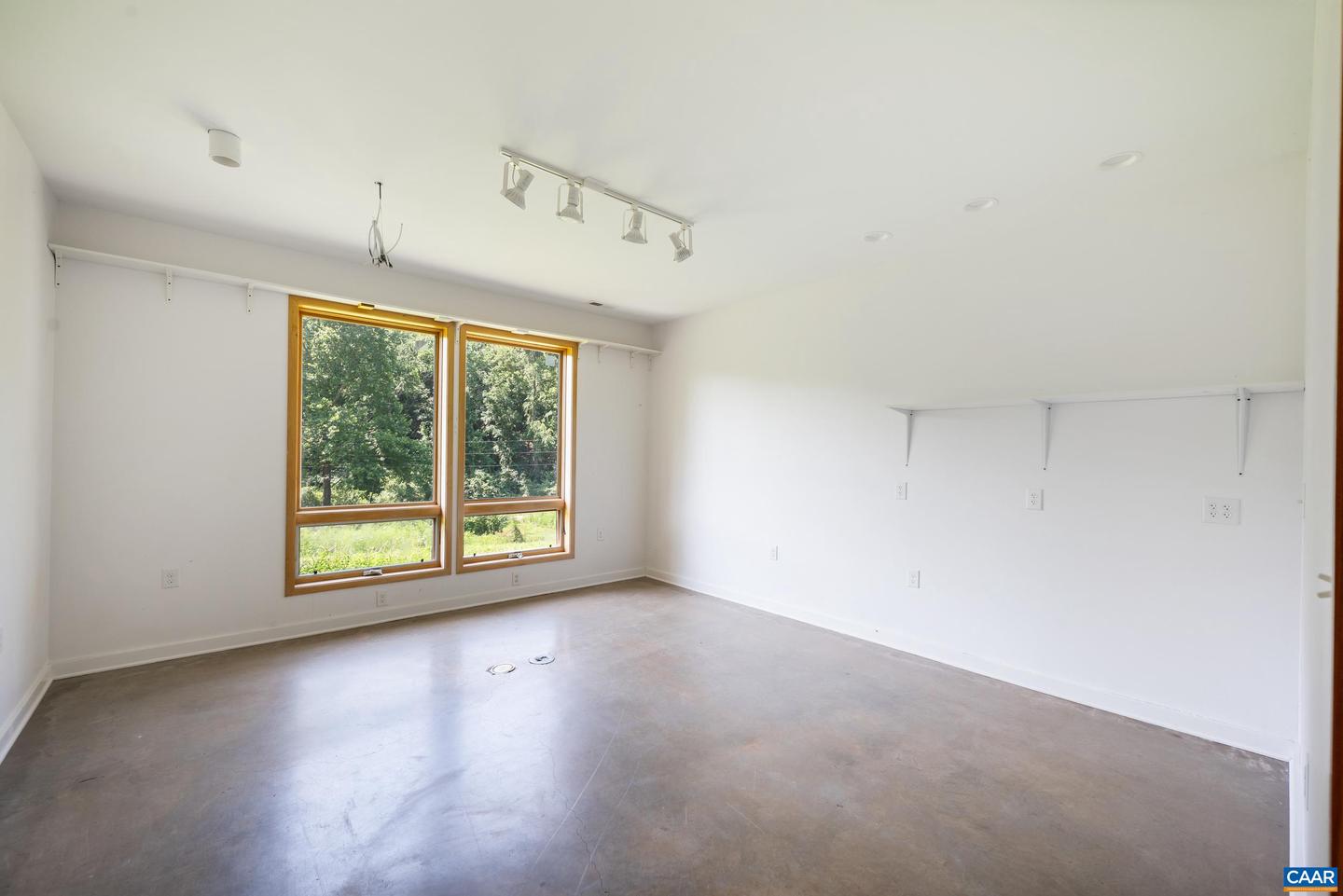 350 CREEKSIDE LN, FABER, Virginia 22938, 2 Bedrooms Bedrooms, ,2 BathroomsBathrooms,Residential,For sale,350 CREEKSIDE LN,666366 MLS # 666366