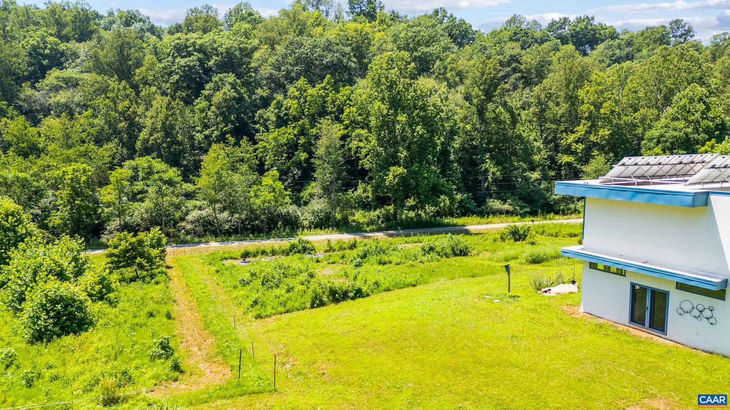 350 CREEKSIDE LN, FABER, Virginia 22938, 2 Bedrooms Bedrooms, ,2 BathroomsBathrooms,Residential,For sale,350 CREEKSIDE LN,666366 MLS # 666366