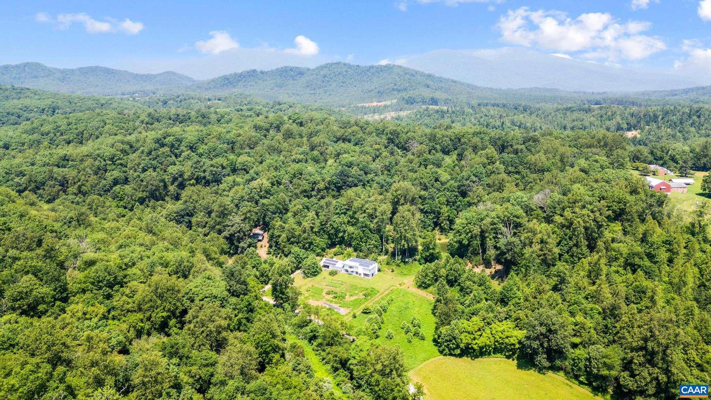 350 CREEKSIDE LN, FABER, Virginia 22938, 2 Bedrooms Bedrooms, ,2 BathroomsBathrooms,Residential,For sale,350 CREEKSIDE LN,666366 MLS # 666366