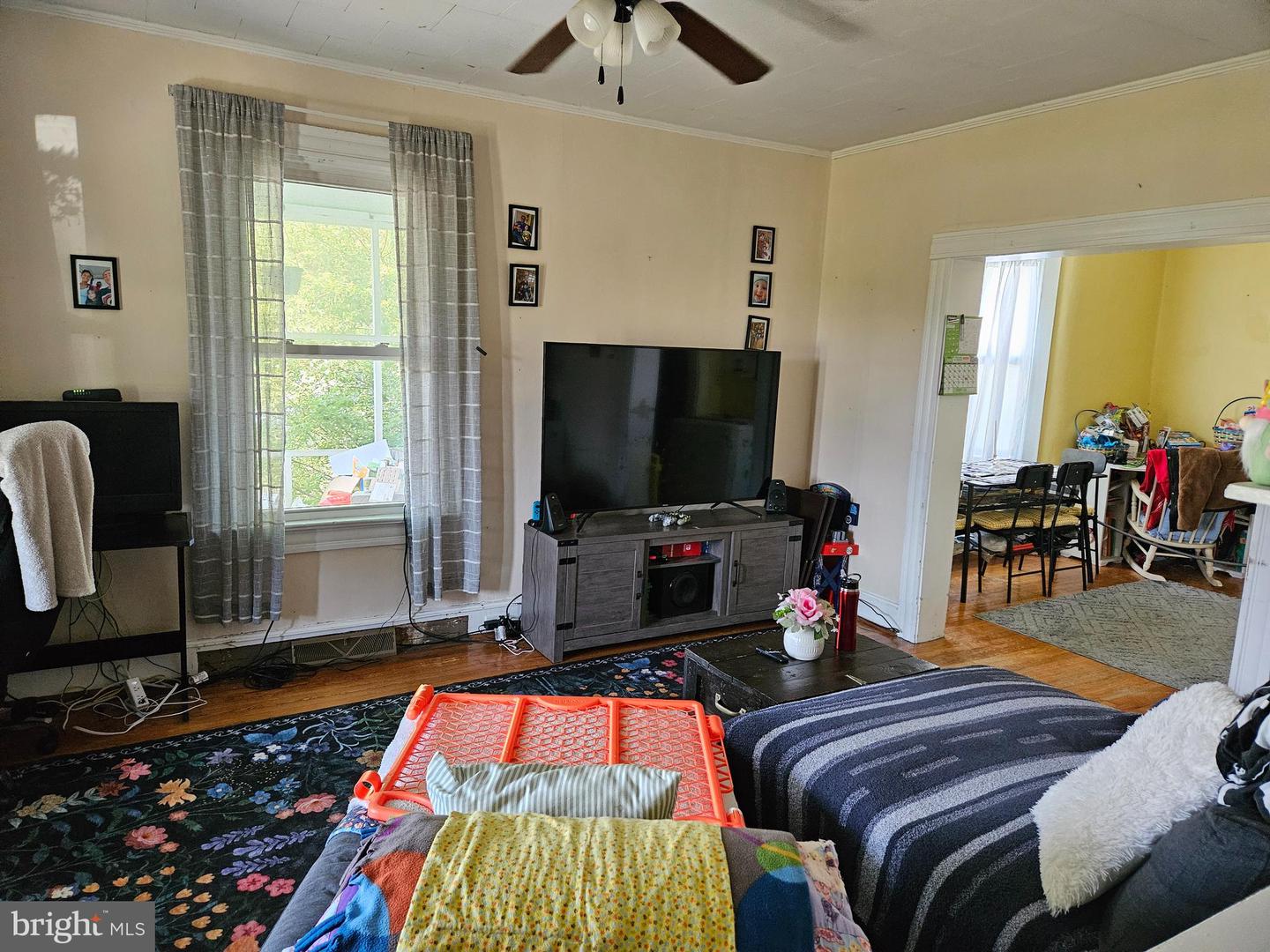 17519 NEW BALTIMORE RD, MILFORD, Virginia 22514, 2 Bedrooms Bedrooms, 5 Rooms Rooms,2 BathroomsBathrooms,Residential,For sale,17519 NEW BALTIMORE RD,VACV2008452 MLS # VACV2008452