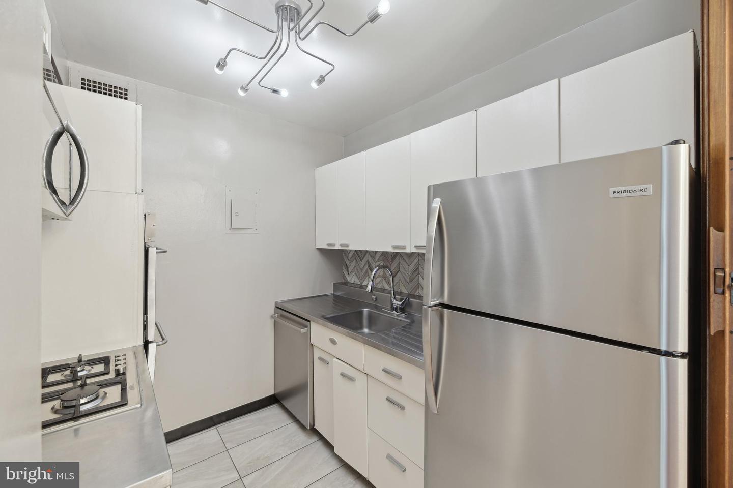 2475 VIRGINIA AVE NW #211, WASHINGTON, District Of Columbia 20037, 1 Bedroom Bedrooms, ,1 BathroomBathrooms,Residential,For sale,2475 VIRGINIA AVE NW #211,DCDC2208912 MLS # DCDC2208912