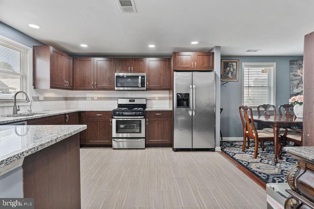 112 POLK DR, MANASSAS PARK, Virginia 20111, 6 Bedrooms Bedrooms, ,3 BathroomsBathrooms,Residential,For sale,112 POLK DR,VAMP2003150 MLS # VAMP2003150