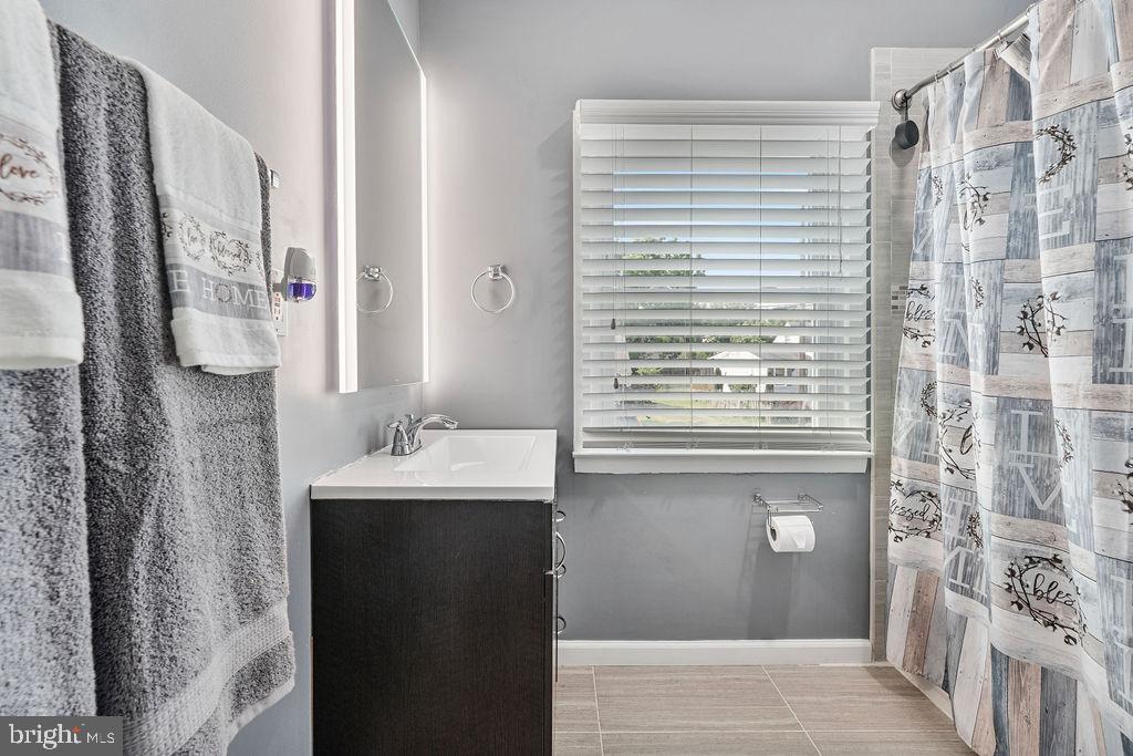 112 POLK DR, MANASSAS PARK, Virginia 20111, 6 Bedrooms Bedrooms, ,3 BathroomsBathrooms,Residential,For sale,112 POLK DR,VAMP2003150 MLS # VAMP2003150