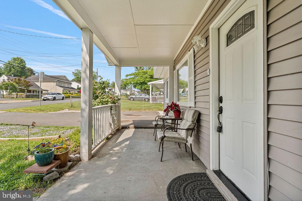 112 POLK DR, MANASSAS PARK, Virginia 20111, 6 Bedrooms Bedrooms, ,3 BathroomsBathrooms,Residential,For sale,112 POLK DR,VAMP2003150 MLS # VAMP2003150