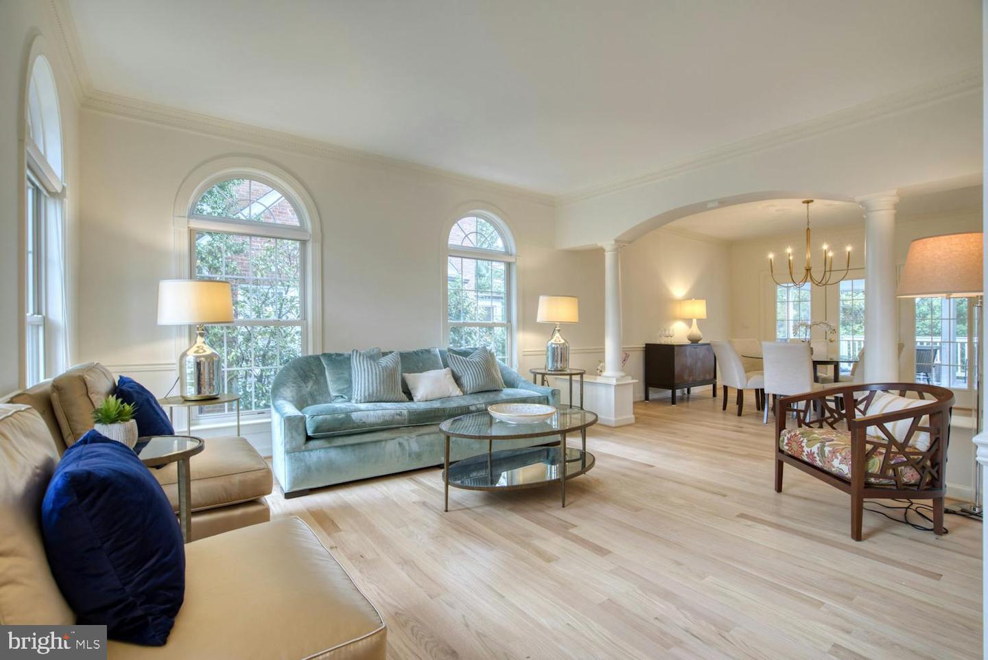1702 S ARLINGTON RIDGE RD, ARLINGTON, Virginia 22202, 8 Bedrooms Bedrooms, ,7 BathroomsBathrooms,Residential,For sale,1702 S ARLINGTON RIDGE RD,VAAR2060174 MLS # VAAR2060174