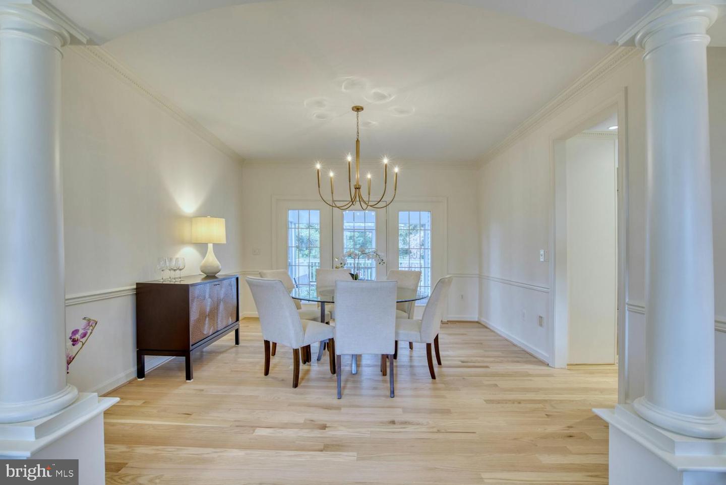 1702 S ARLINGTON RIDGE RD, ARLINGTON, Virginia 22202, 8 Bedrooms Bedrooms, ,7 BathroomsBathrooms,Residential,For sale,1702 S ARLINGTON RIDGE RD,VAAR2060174 MLS # VAAR2060174