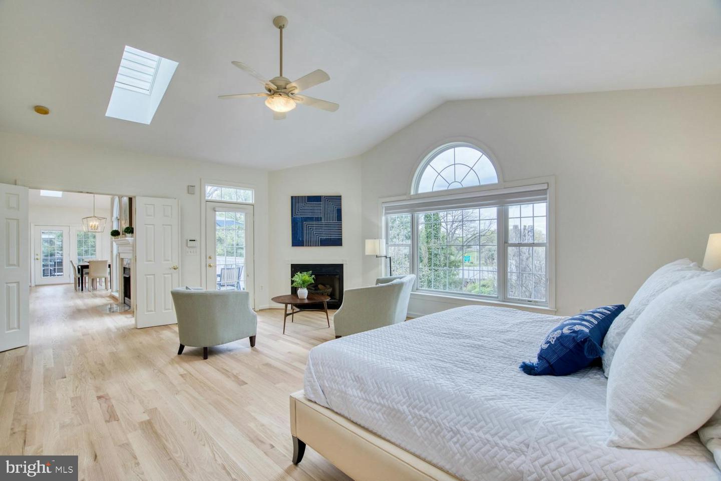 1702 S ARLINGTON RIDGE RD, ARLINGTON, Virginia 22202, 8 Bedrooms Bedrooms, ,7 BathroomsBathrooms,Residential,For sale,1702 S ARLINGTON RIDGE RD,VAAR2060174 MLS # VAAR2060174