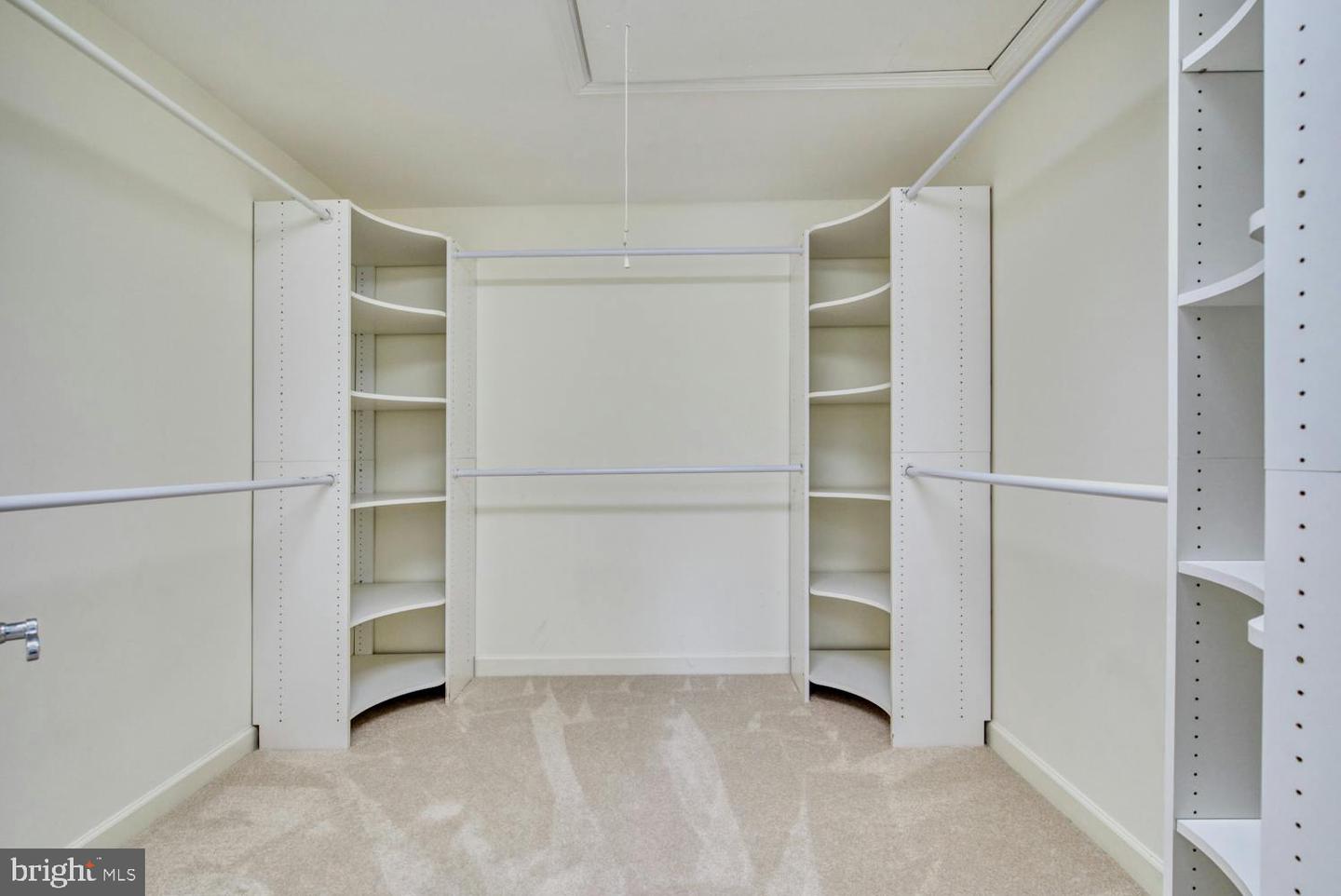 1702 S ARLINGTON RIDGE RD, ARLINGTON, Virginia 22202, 8 Bedrooms Bedrooms, ,7 BathroomsBathrooms,Residential,For sale,1702 S ARLINGTON RIDGE RD,VAAR2060174 MLS # VAAR2060174