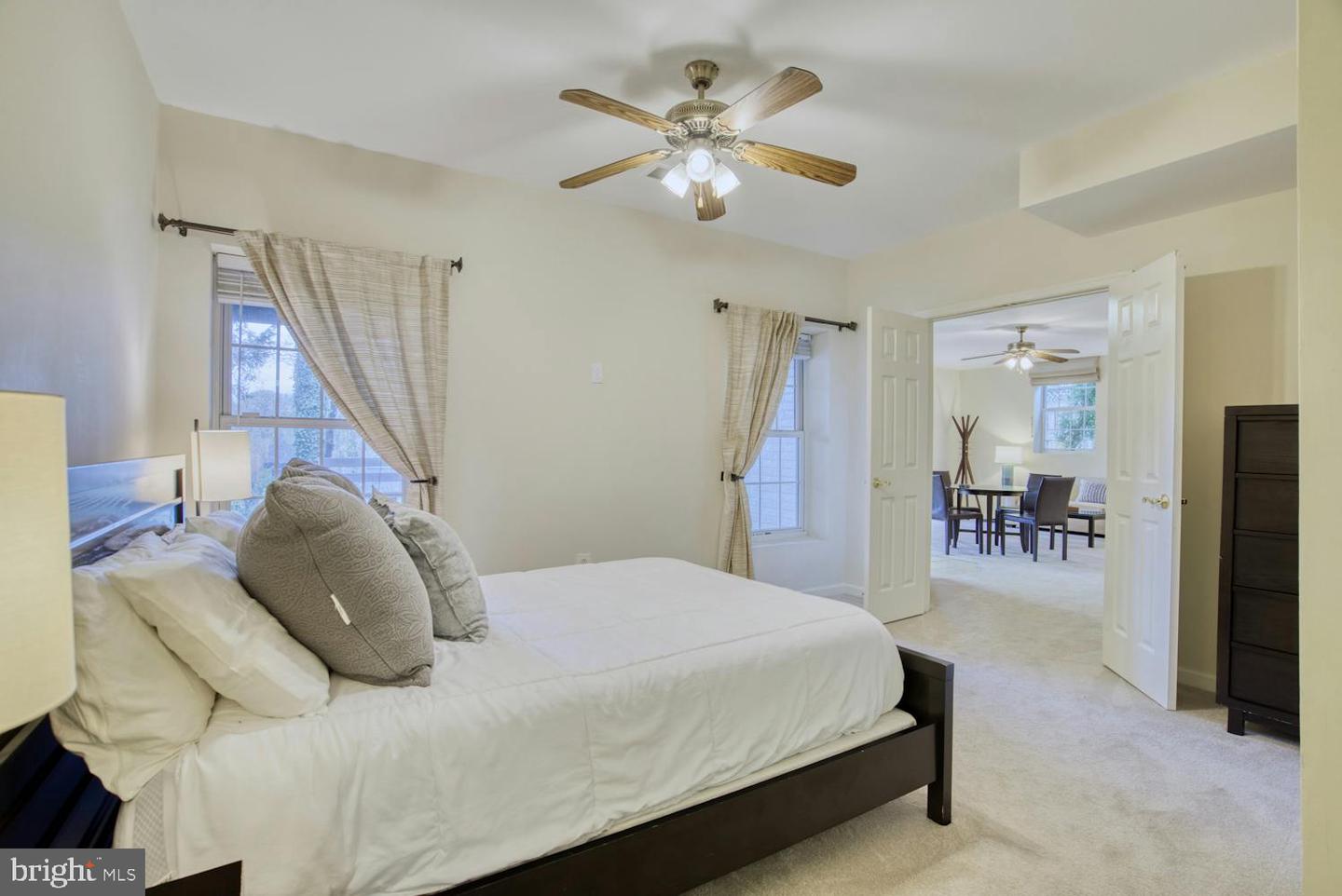 1702 S ARLINGTON RIDGE RD, ARLINGTON, Virginia 22202, 8 Bedrooms Bedrooms, ,7 BathroomsBathrooms,Residential,For sale,1702 S ARLINGTON RIDGE RD,VAAR2060174 MLS # VAAR2060174
