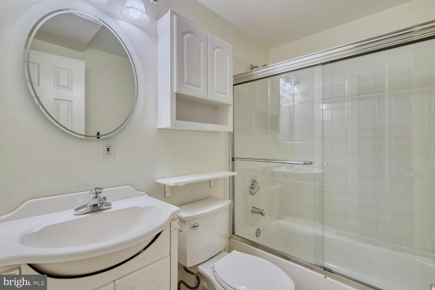1702 S ARLINGTON RIDGE RD, ARLINGTON, Virginia 22202, 8 Bedrooms Bedrooms, ,7 BathroomsBathrooms,Residential,For sale,1702 S ARLINGTON RIDGE RD,VAAR2060174 MLS # VAAR2060174