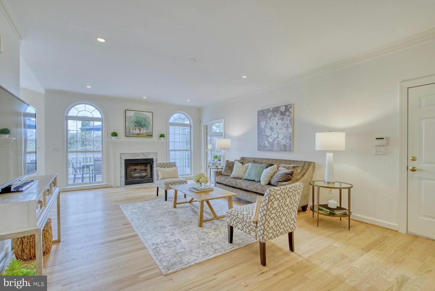 1702 S ARLINGTON RIDGE RD, ARLINGTON, Virginia 22202, 8 Bedrooms Bedrooms, ,7 BathroomsBathrooms,Residential,For sale,1702 S ARLINGTON RIDGE RD,VAAR2060174 MLS # VAAR2060174