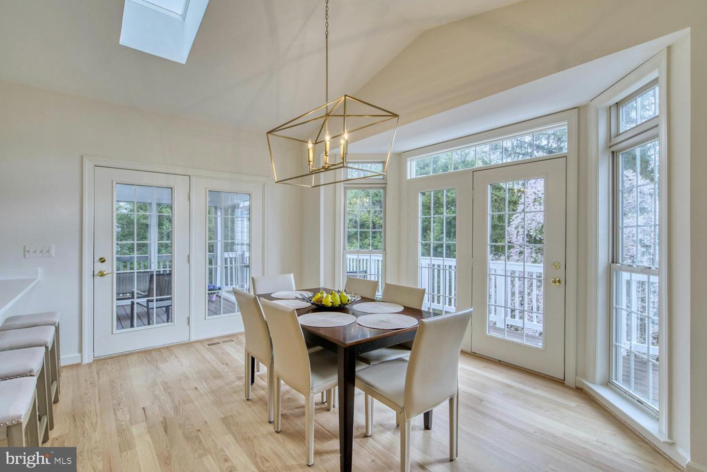 1702 S ARLINGTON RIDGE RD, ARLINGTON, Virginia 22202, 8 Bedrooms Bedrooms, ,7 BathroomsBathrooms,Residential,For sale,1702 S ARLINGTON RIDGE RD,VAAR2060174 MLS # VAAR2060174