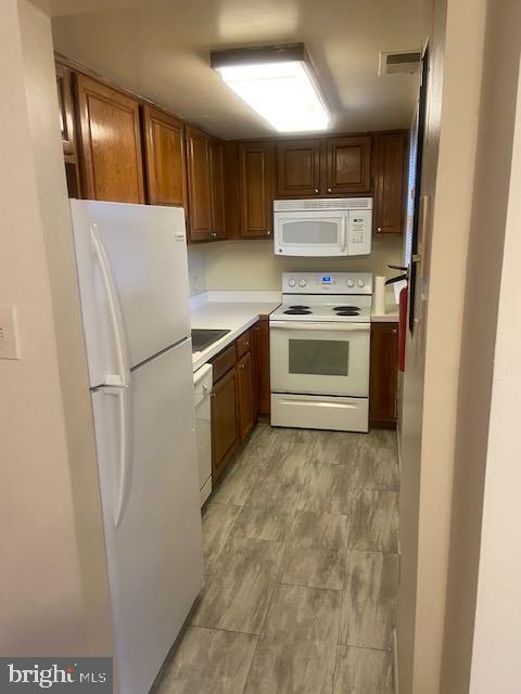 1730 16TH ST NW #16, WASHINGTON, District Of Columbia 20009, 2 Bedrooms Bedrooms, 2 Rooms Rooms,2 BathroomsBathrooms,Residential,For sale,1730 16TH ST NW #16,DCDC2208936 MLS # DCDC2208936