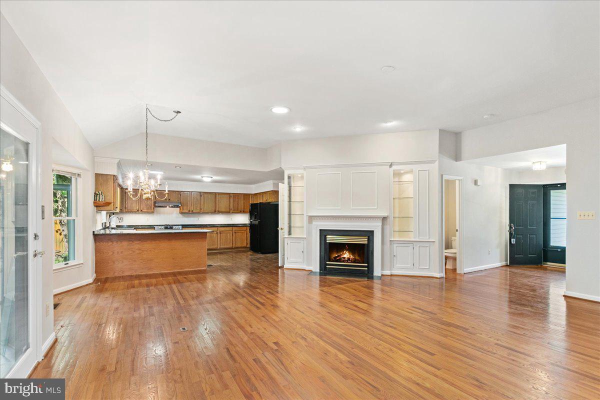 8307 SOUTHSTREAM RUN, SPRINGFIELD, Virginia 22153, 4 Bedrooms Bedrooms, ,3 BathroomsBathrooms,Residential,For sale,8307 SOUTHSTREAM RUN,VAFX2253296 MLS # VAFX2253296