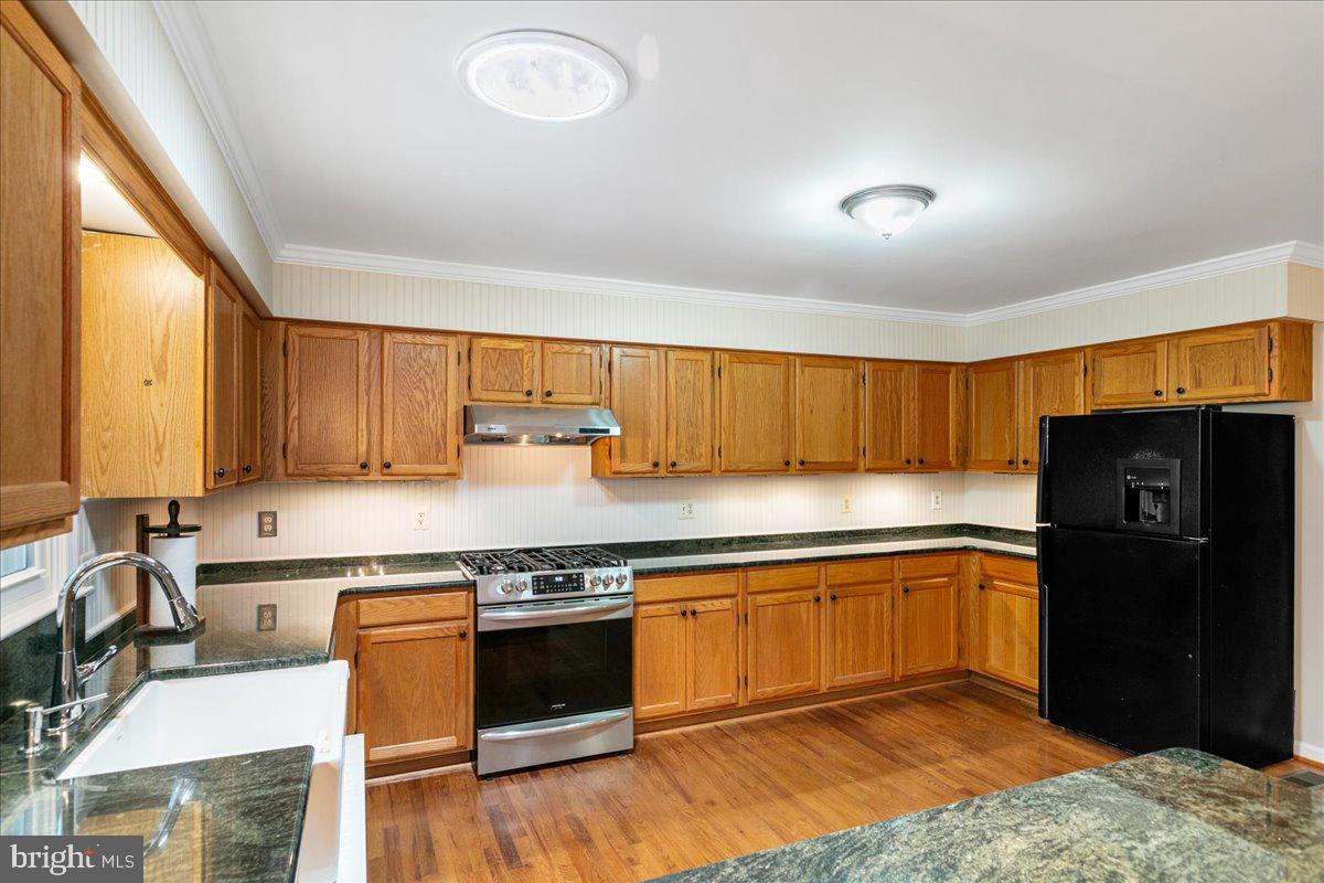 8307 SOUTHSTREAM RUN, SPRINGFIELD, Virginia 22153, 4 Bedrooms Bedrooms, ,3 BathroomsBathrooms,Residential,For sale,8307 SOUTHSTREAM RUN,VAFX2253296 MLS # VAFX2253296