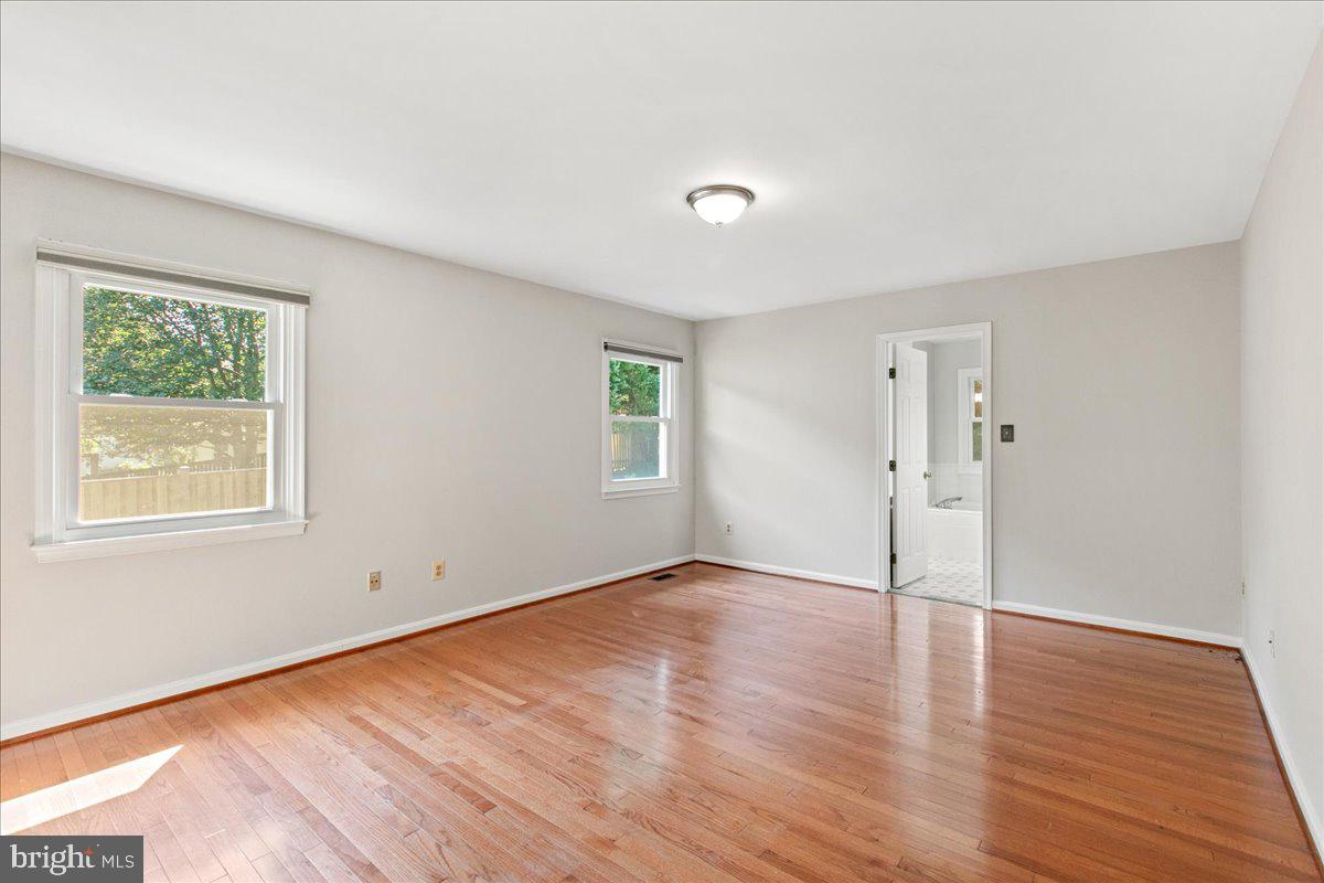 8307 SOUTHSTREAM RUN, SPRINGFIELD, Virginia 22153, 4 Bedrooms Bedrooms, ,3 BathroomsBathrooms,Residential,For sale,8307 SOUTHSTREAM RUN,VAFX2253296 MLS # VAFX2253296