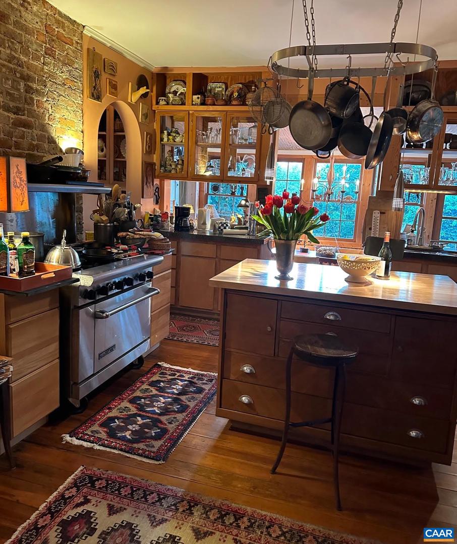 10064 HATTON FERRY LN, SCOTTSVILLE, Virginia 24590, 4 Bedrooms Bedrooms, ,3 BathroomsBathrooms,Residential,For sale,10064 HATTON FERRY LN,666369 MLS # 666369