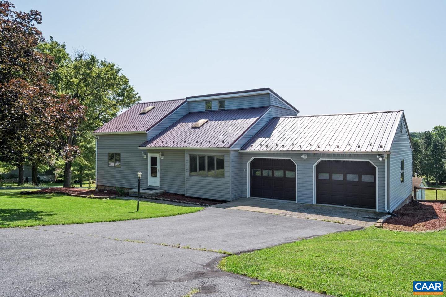 634 AUGUSTA FARMS RD, WAYNESBORO, Virginia 22980, 3 Bedrooms Bedrooms, ,3 BathroomsBathrooms,Residential,For sale,634 AUGUSTA FARMS RD,666370 MLS # 666370